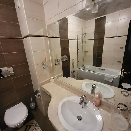 балнеохотел - “ свети спас 5* “ , Lägenhet Velingrad